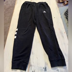 Boys Adidas sweat pants size XL (18/20)